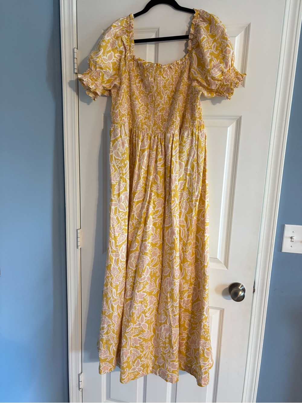 Boden Smocked Linen Midi Dresses - Picture 4 of 9